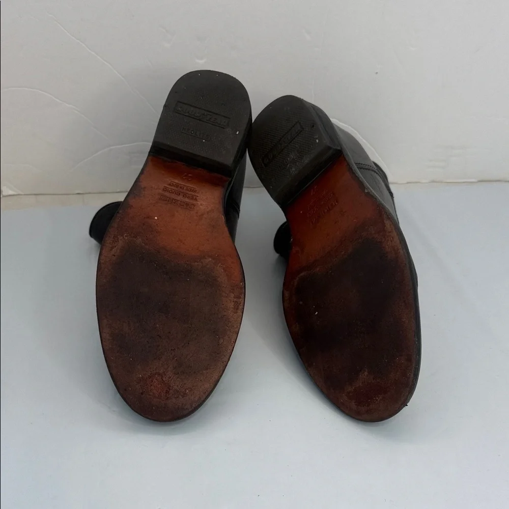 R & Renzi  Italian leather Heiden heel ankle booties. Size 37